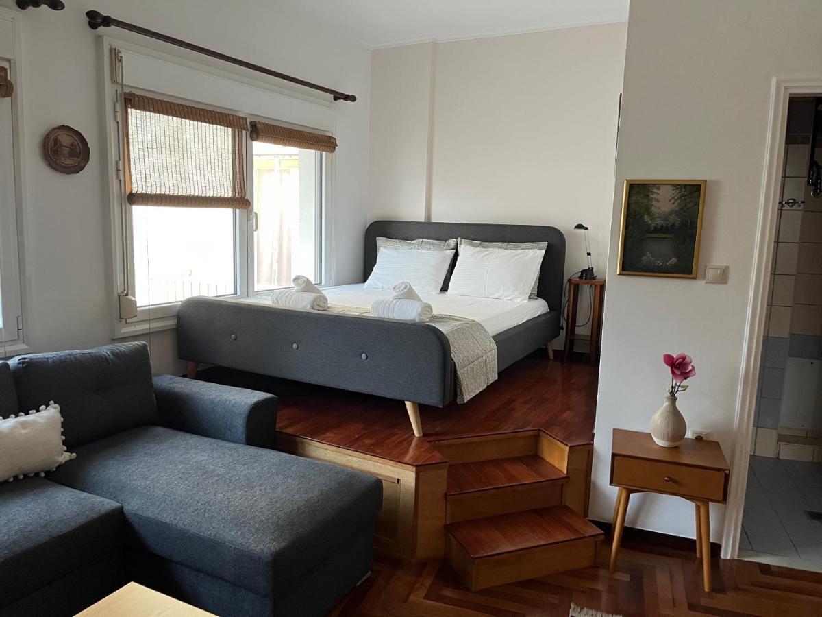 Chita'S Downtown Apartment Янина Экстерьер фото